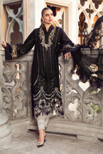 Load image into Gallery viewer, Maria B luxury Lawn Eid Collection 11