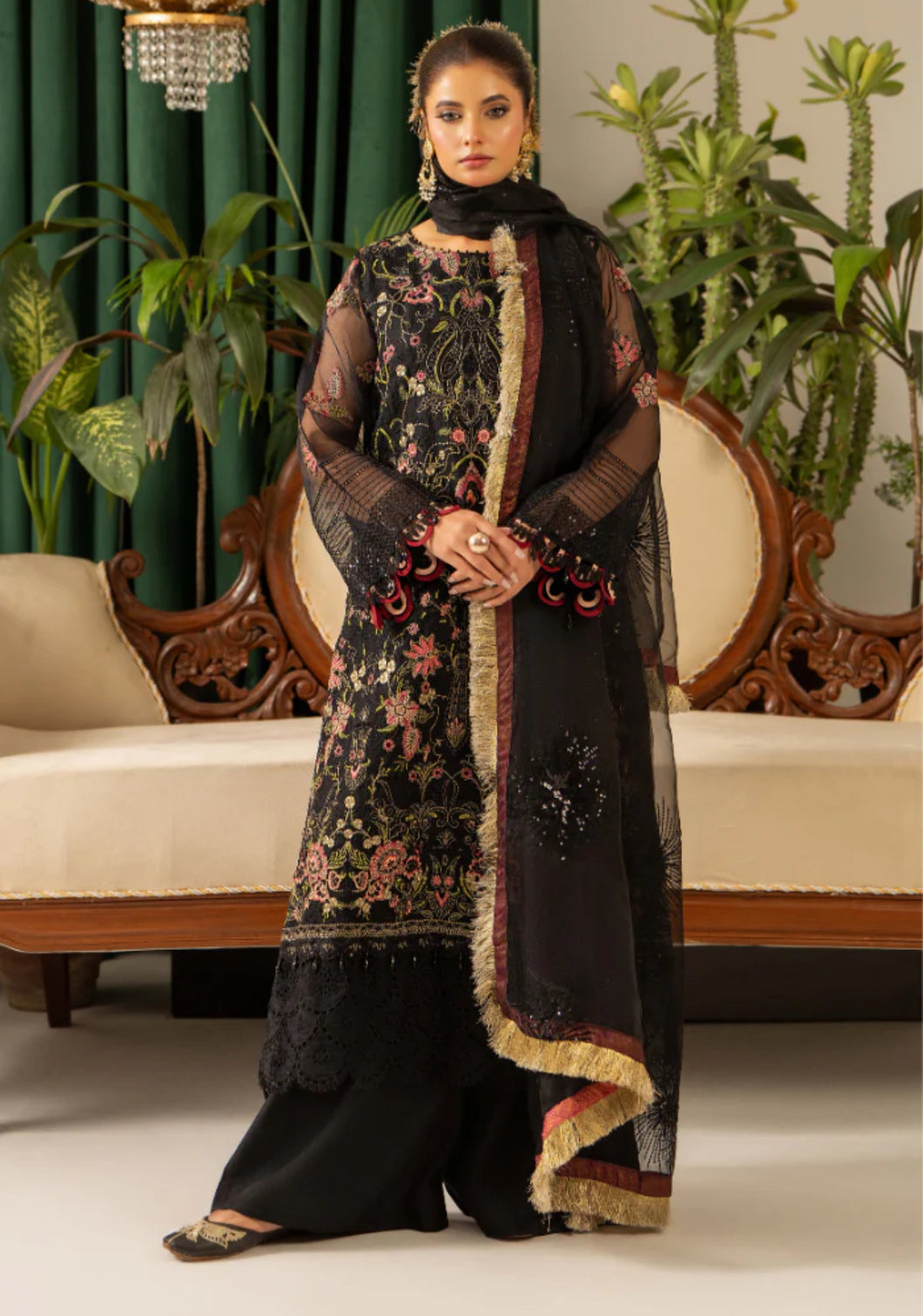Humdum Luxury Wedding Wear | Embroidered Unstitched | D03