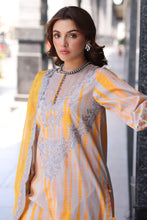 Load image into Gallery viewer, Charizma Combination lawn Collection CC5-25 (Unstitched)