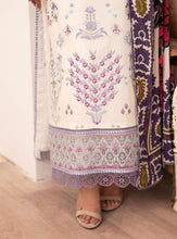 Load image into Gallery viewer, Elaan Roheenaz Winter| Embroidered | Stitched 01A