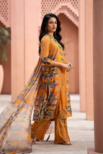 Load image into Gallery viewer, Charizma C-Prints lawn Collection CP4-39 (Unstitched)