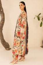 Load image into Gallery viewer, Farasha Winter khaddar collection BLOSSOM Unstitched