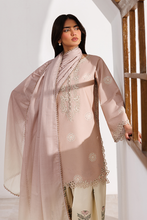 Load image into Gallery viewer, IZNIK Exclusive Printed Lawn Embroidered collection UE-640 Unstitched '26