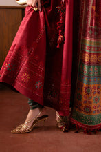 Load image into Gallery viewer, JAZMIN Shahkaar Luxury EMBROIDERED LAWN Article no: SL26-D06 UNSTITCHED '26