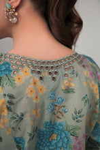 Load image into Gallery viewer, Baroque Lawn Collection UF-310 Unstitched