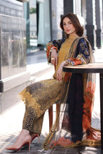 Load image into Gallery viewer, Charizma Combination lawn Collection CC5-28 (Unstitched)