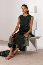Load image into Gallery viewer, IZNIK Exclusive Printed Lawn Embroidered collection UE-639 Unstitched '26