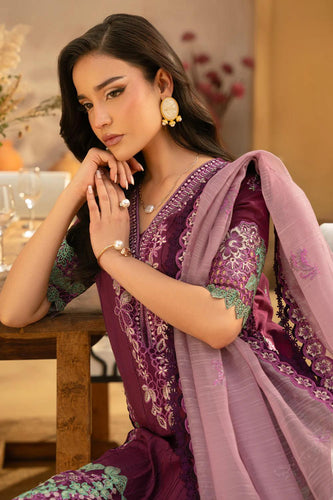 SAIRA RIZWAN VALERIE-SRL25-11