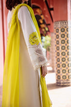 Load image into Gallery viewer, Charizma Embroidered lawn REEM Collection RM5-06