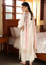 Load image into Gallery viewer, DOSTI by RAAYA Printed Lawn collection D-07 ELLE Unstitched '26