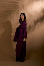 Load image into Gallery viewer, SOBIA NAZIR WINTER Shawl 2025 D#2B Unstitched