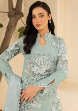 Load image into Gallery viewer, Farasha Winter khaddar collection WINKEL Unstitched