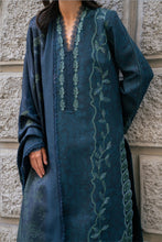 Load image into Gallery viewer, Rang Rasiya Winter collection (DUSK) D05 Unstitched'26